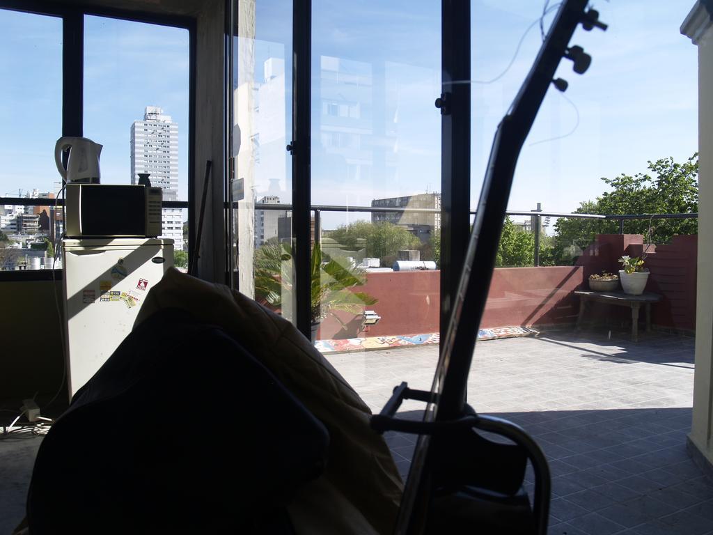 Una Noche Mas B & B Montevideo Exterior photo