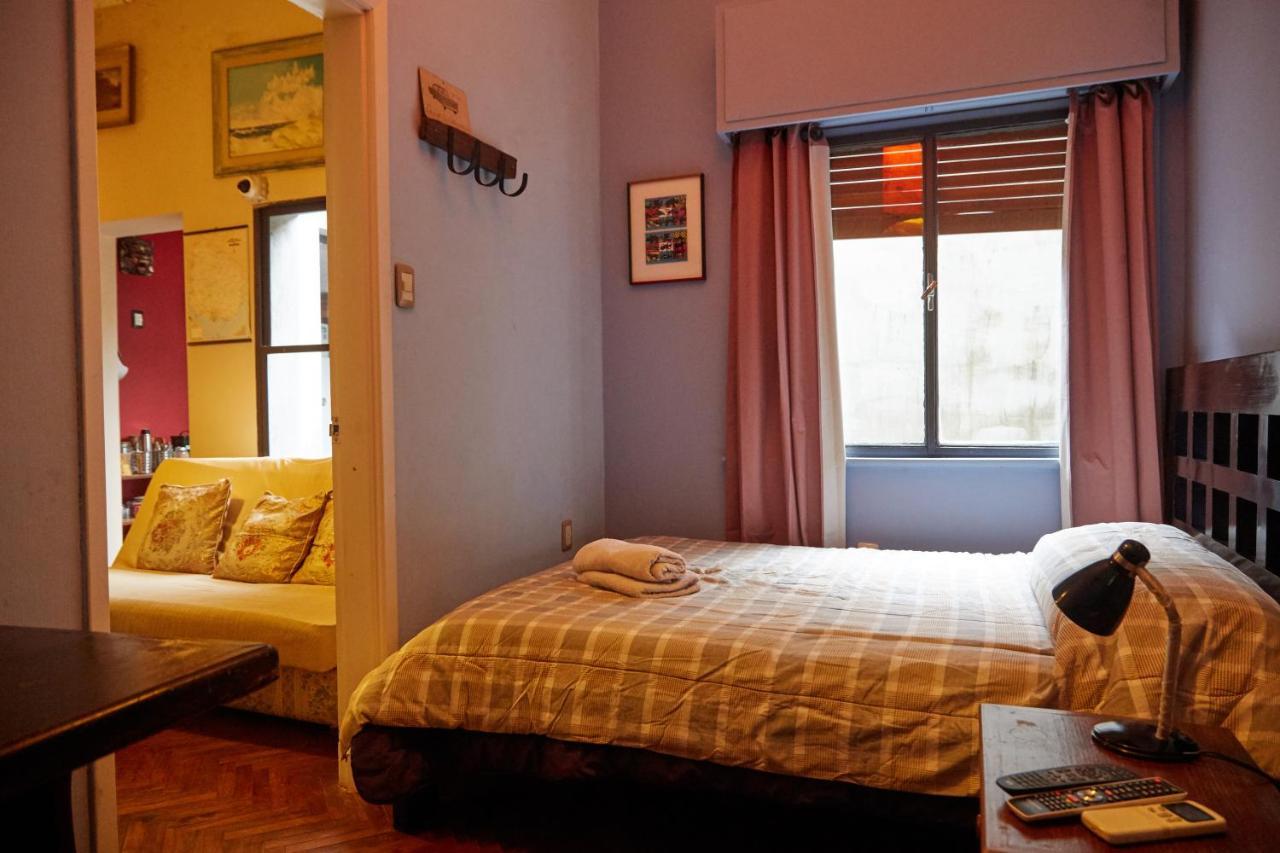 Una Noche Mas B & B Montevideo Exterior photo