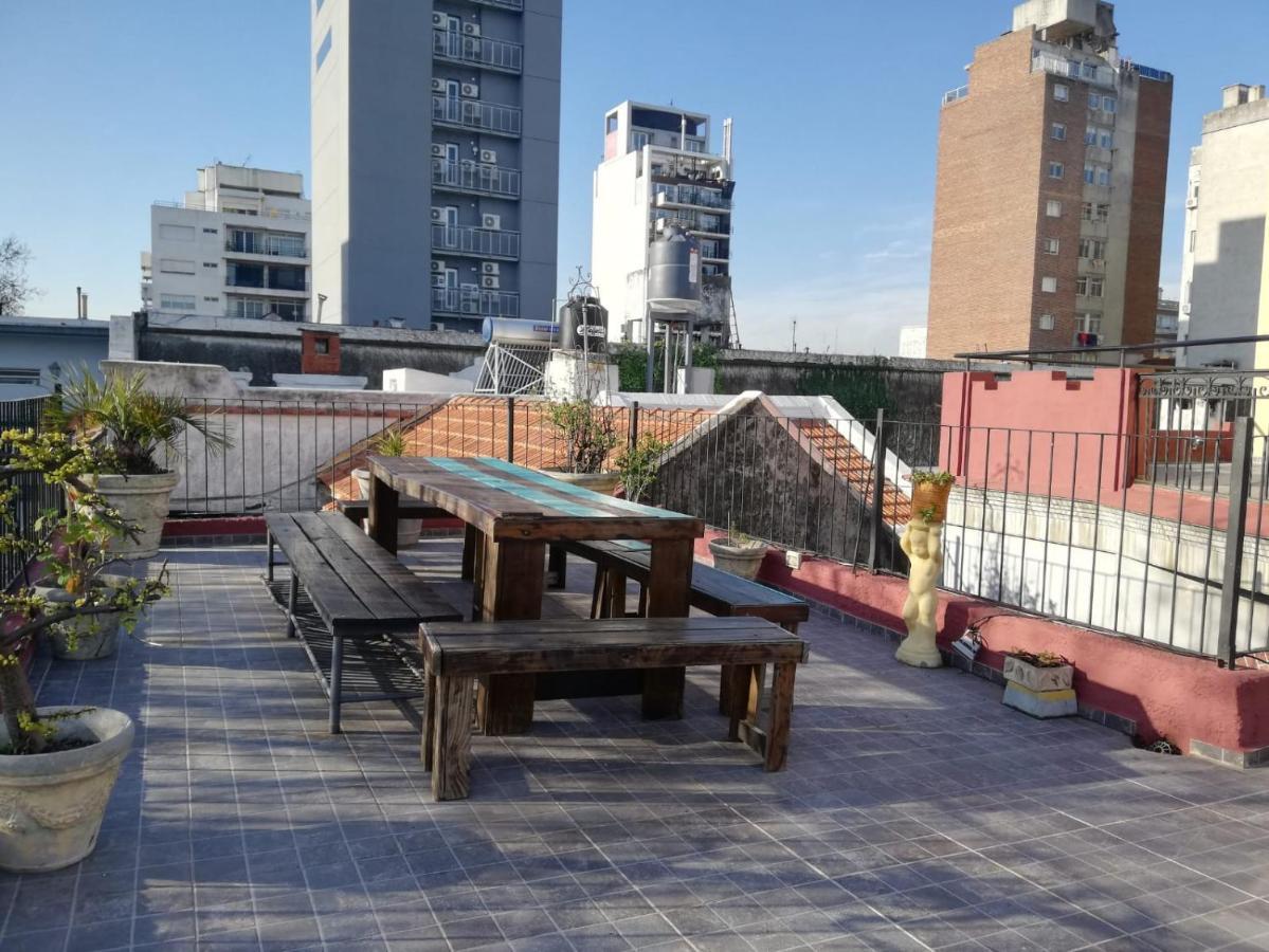 Una Noche Mas B & B Montevideo Exterior photo